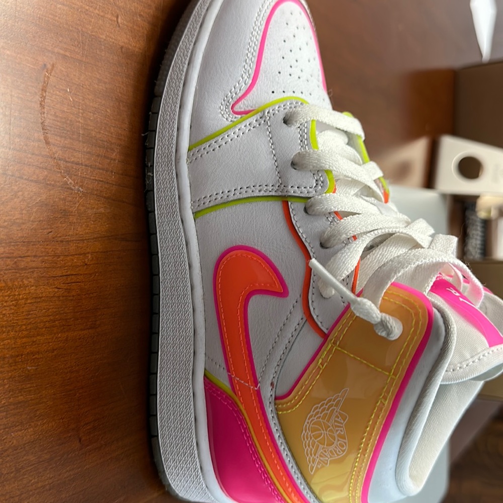 Nike Air Jordan Edge Glow shoes